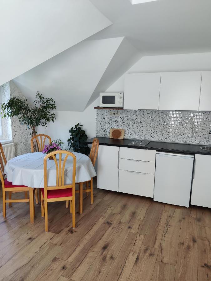 Fadora Apartman Tihany Eksteriør bilde
