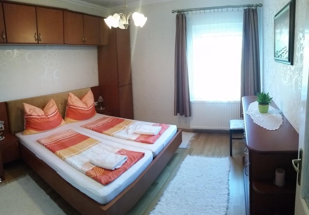Fadora Apartman Tihany Eksteriør bilde